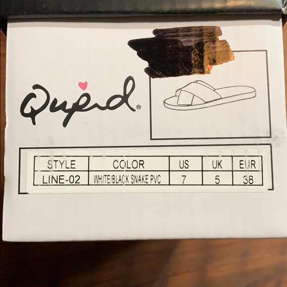 17. Qupid White/ Black Snake Slides / Sandals - Picture 6 of 6